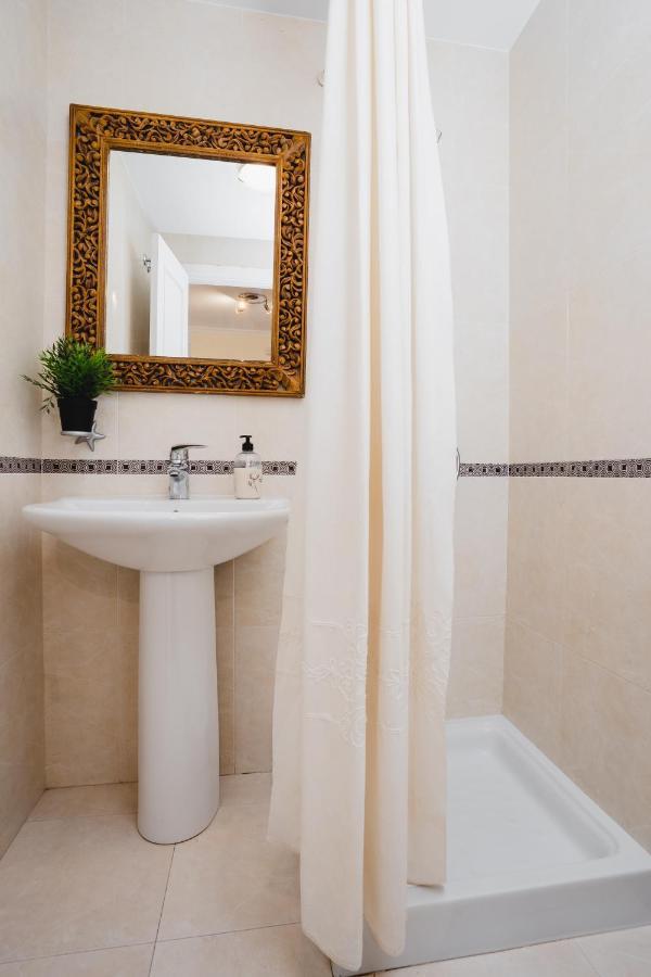 Apartamentos Lorien Milladoiro Εξωτερικό φωτογραφία
